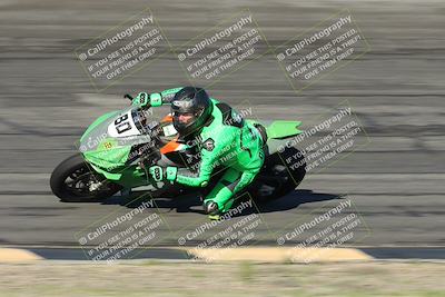 media/Jan-16-2026-CVMA Friday Practice (Fri) [[6f2bf47531]]/3-Racer 2/Session 2 Bowl Entry Pans/